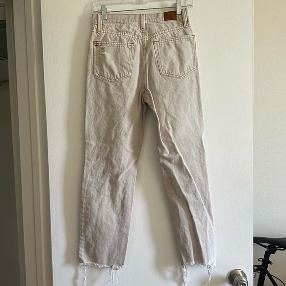 Urban Outfitters Distressed Beige BDG High-Waisted Slim Straight Jeans Size 26 - Picture 8 of 13